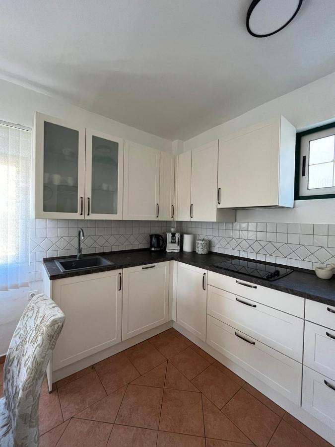 Apartment In 자다르 외부 사진